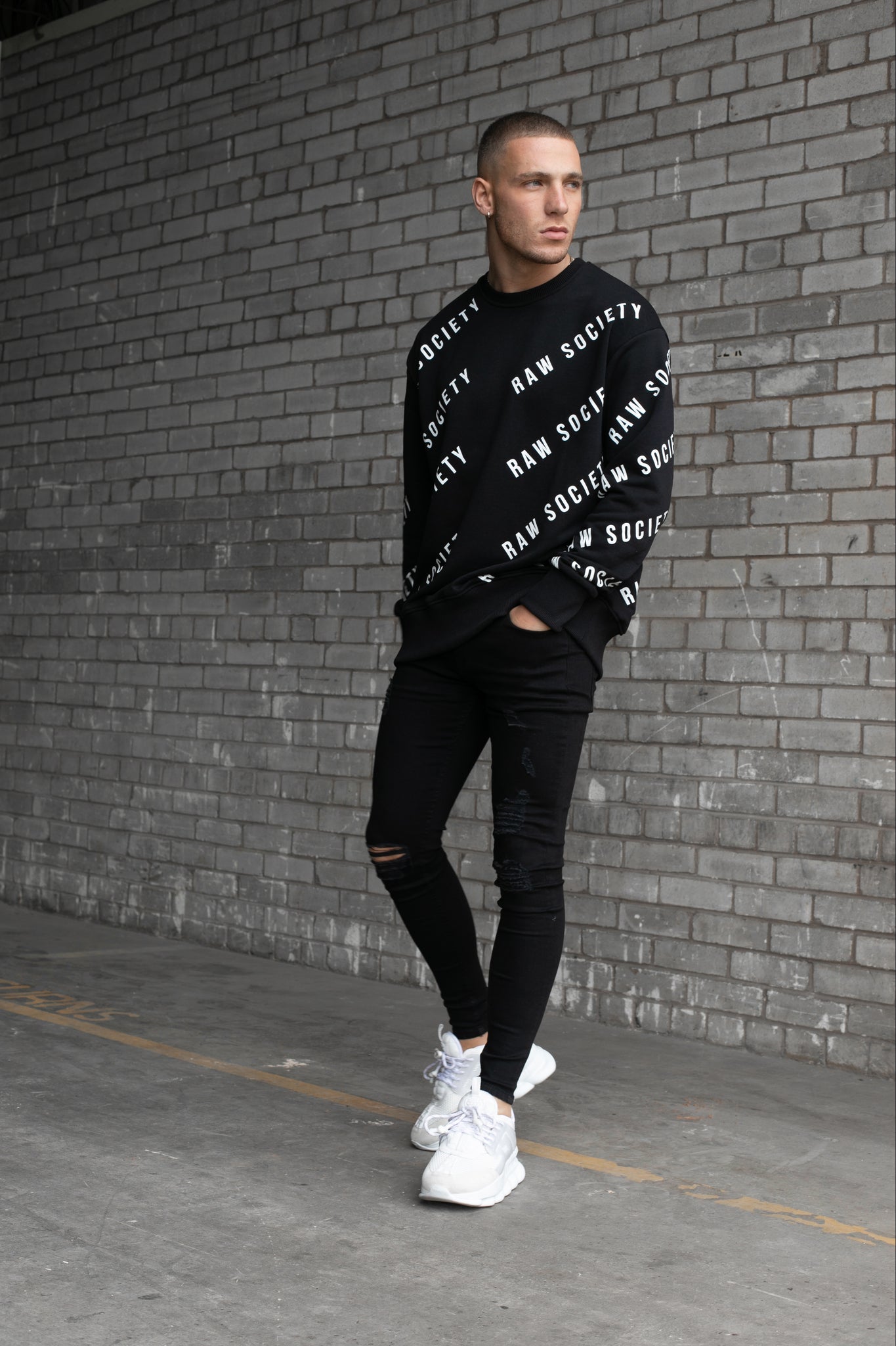 SWEATSHIRT - REPEAT